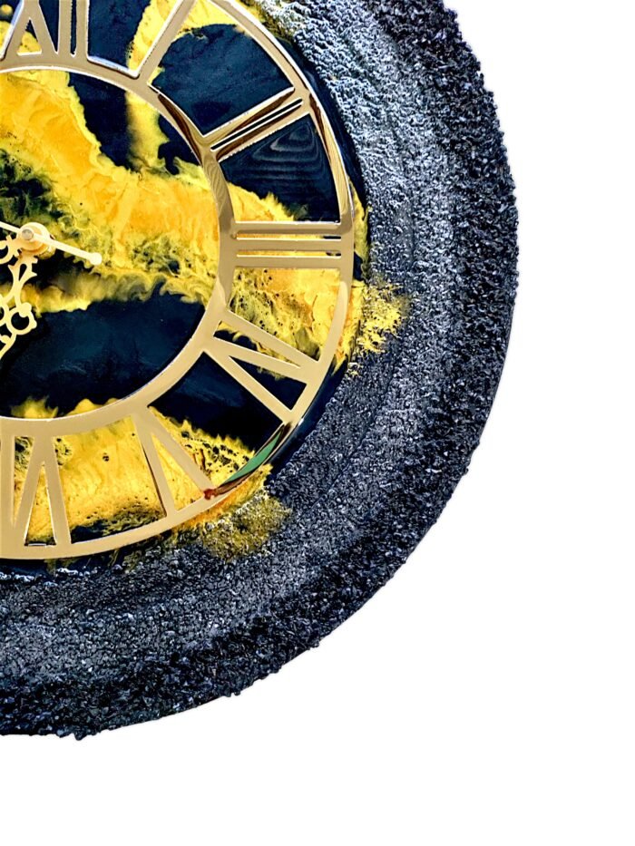 resin wall clock