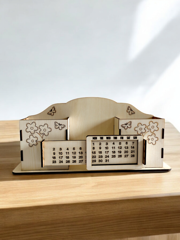 WOODEN PEN HOLDER - Image 2